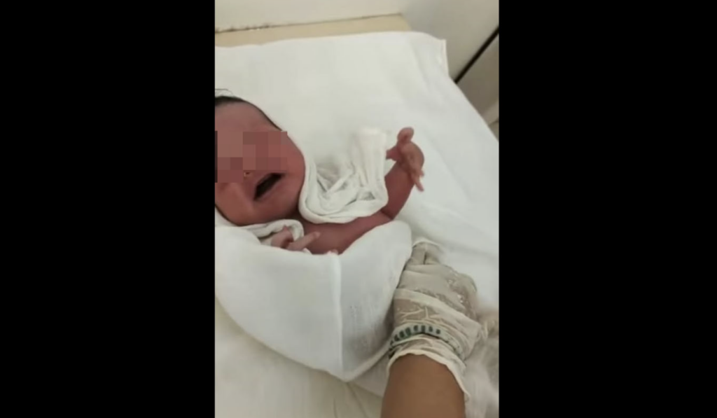 Bayi Lelaki Ditemui Masih Hidup Di Tepi Jalan Belaga